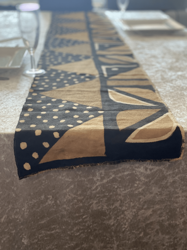 Coureur de table en Bogolan 1 – tissu africain artisanal