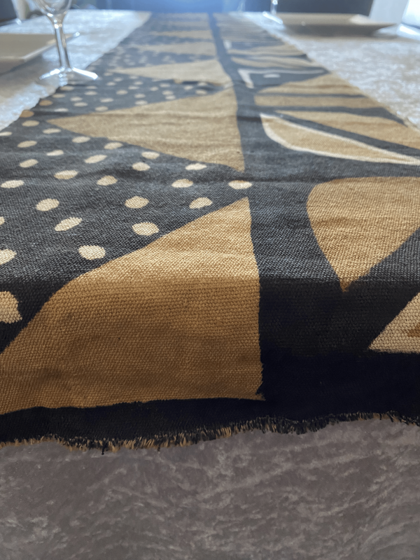 Coureur de table en Bogolan 1 – tissu africain artisanal